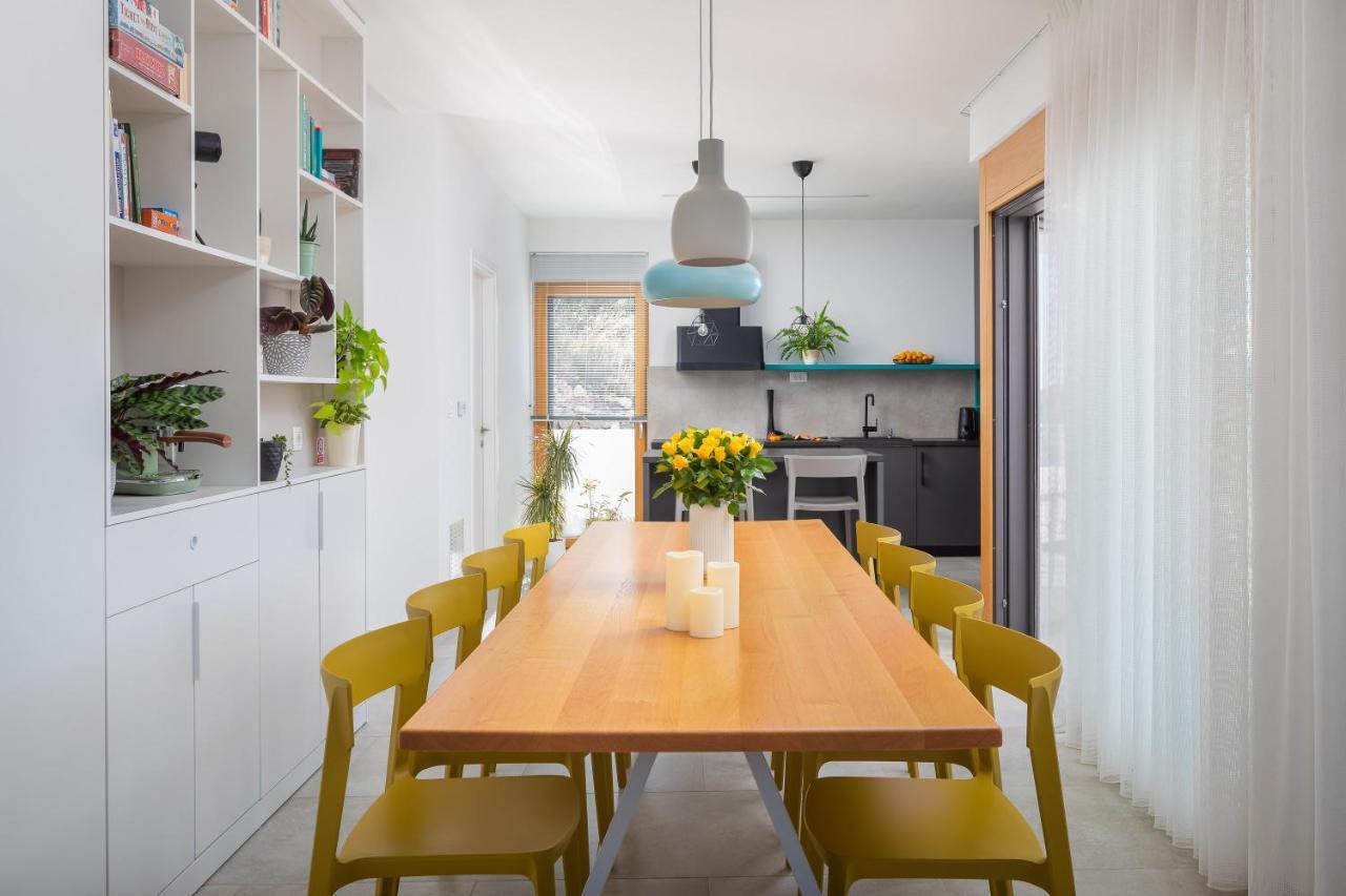 Holiday Home D&D Residence Рогозница Экстерьер фото